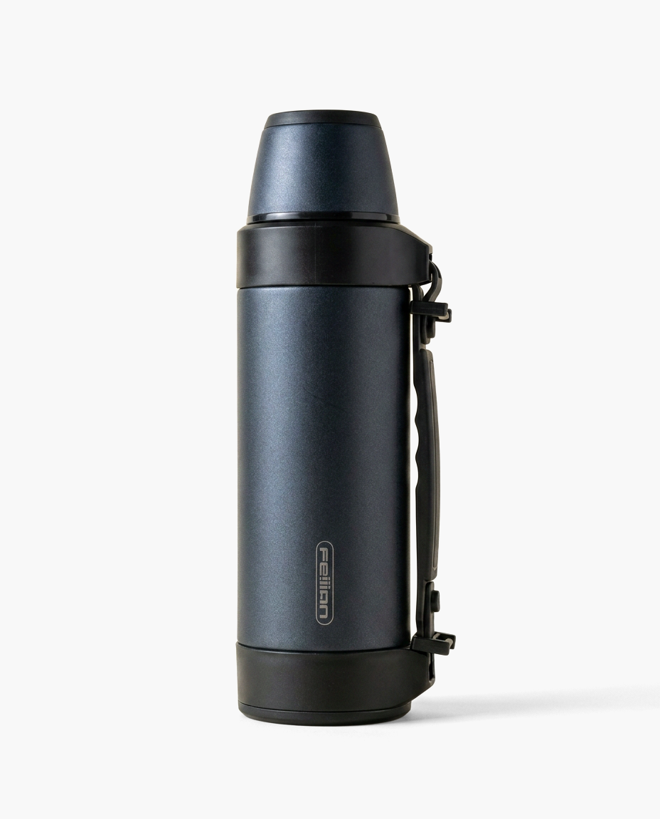 Heritage Travel Thermos, studio photo