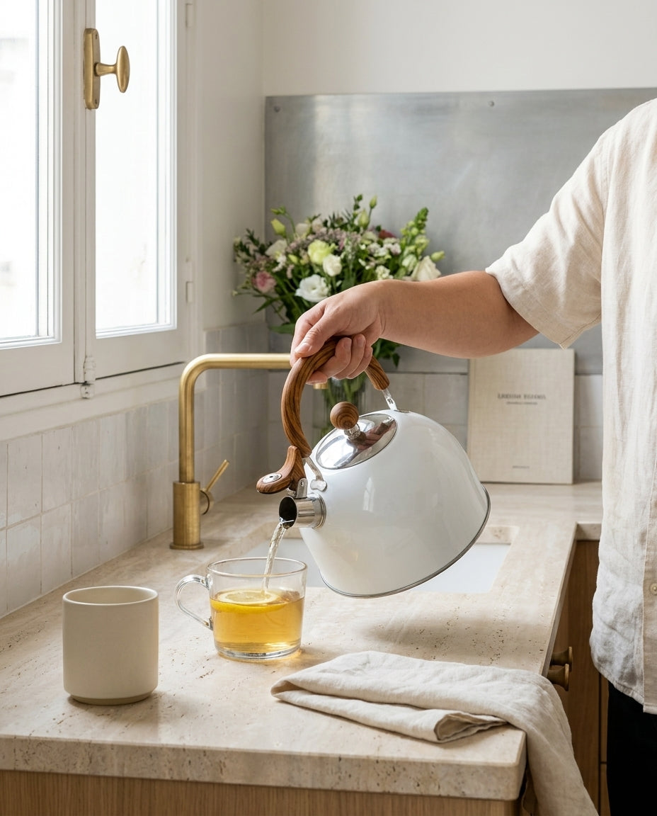Sentinel Whistle Kettle - lifestyle_parisien