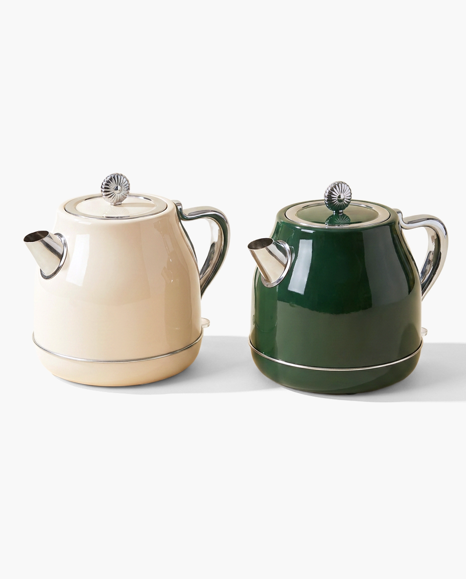 Verona Retro Kettle, all colors side by side